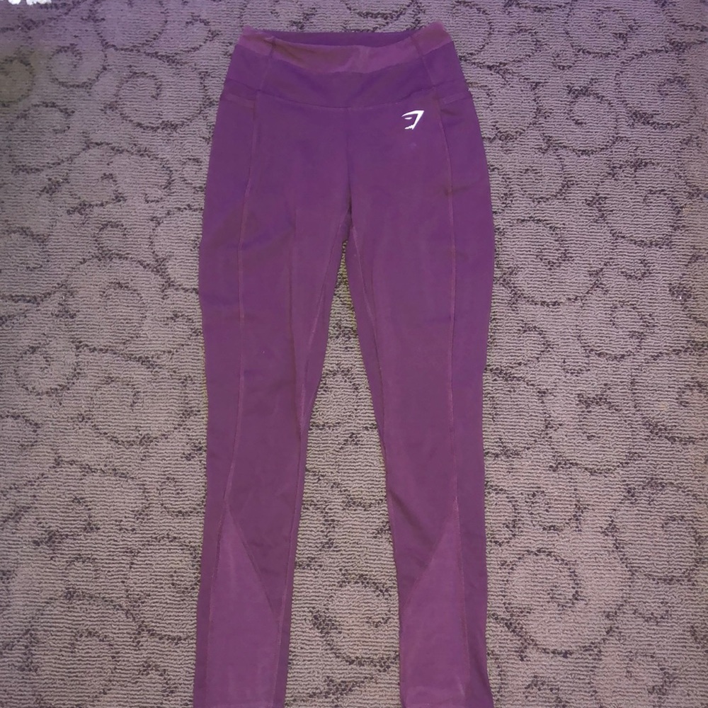 Gym shark leggings